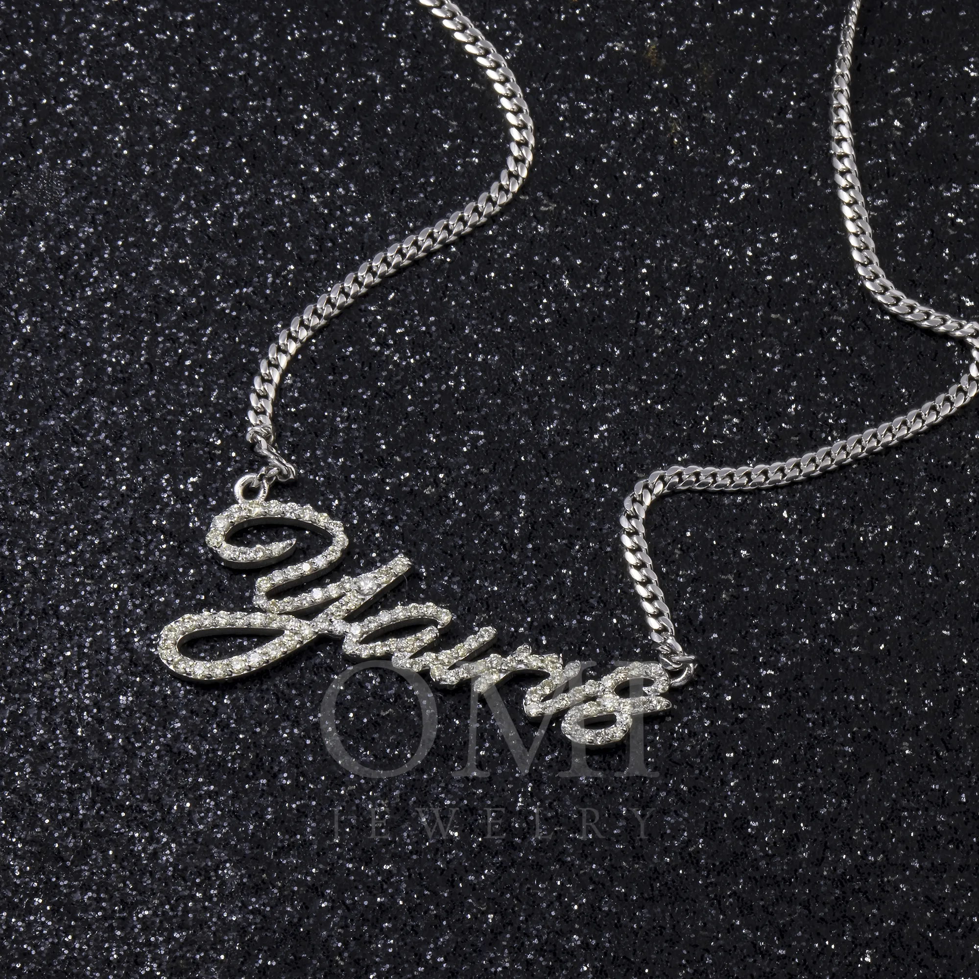 10K WHITE GOLD DIAMOND CUSTOM NAME NECKLACE 0.56 CT