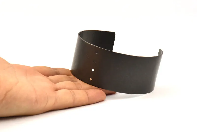 190mm Brass Cuff, 1 Oxidized Brass Black Cuff With 4 Holes (35x190x1mm) T112 BRC138