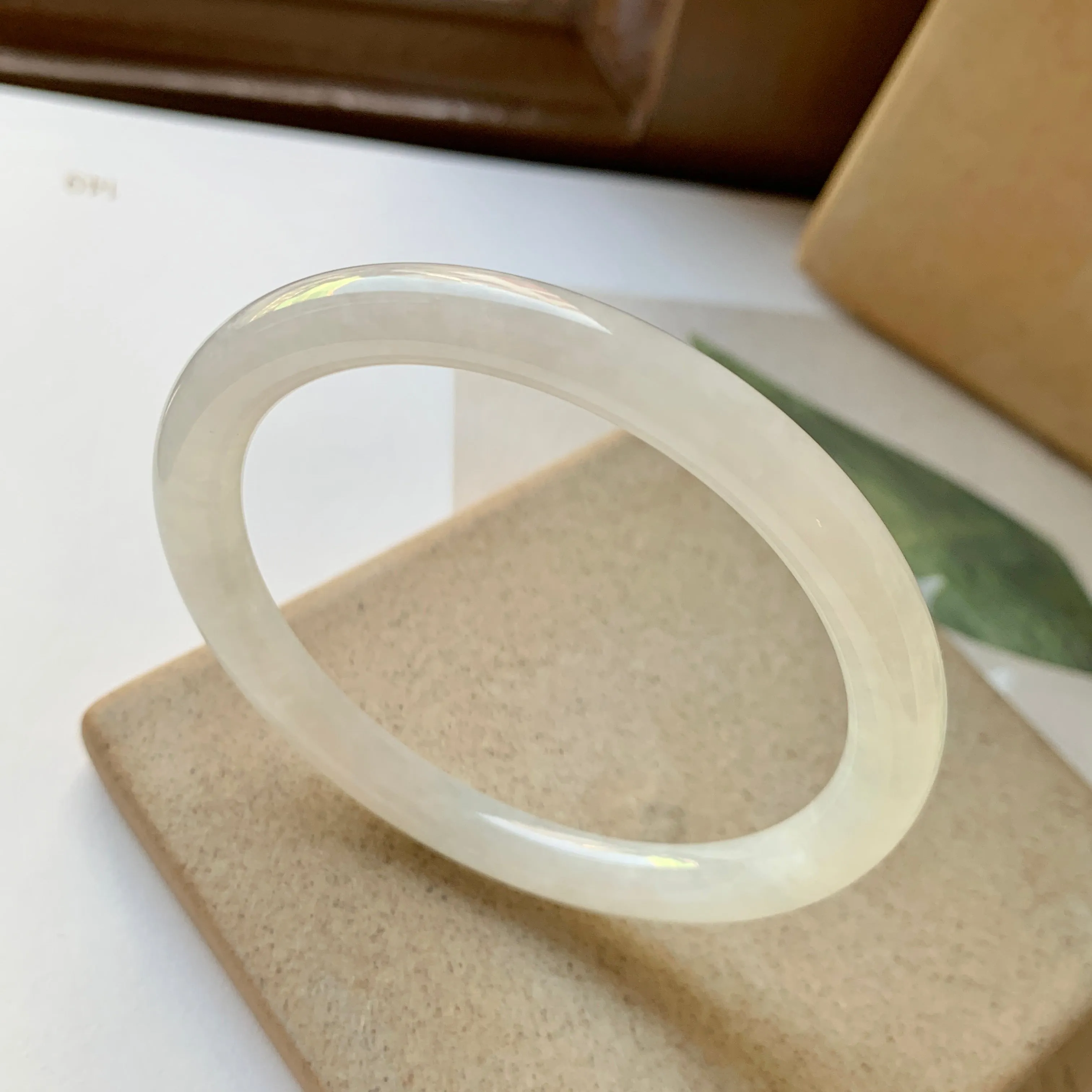 50.9mm A-Grade Natural Jadeite Traditional Round Bangle No.151901