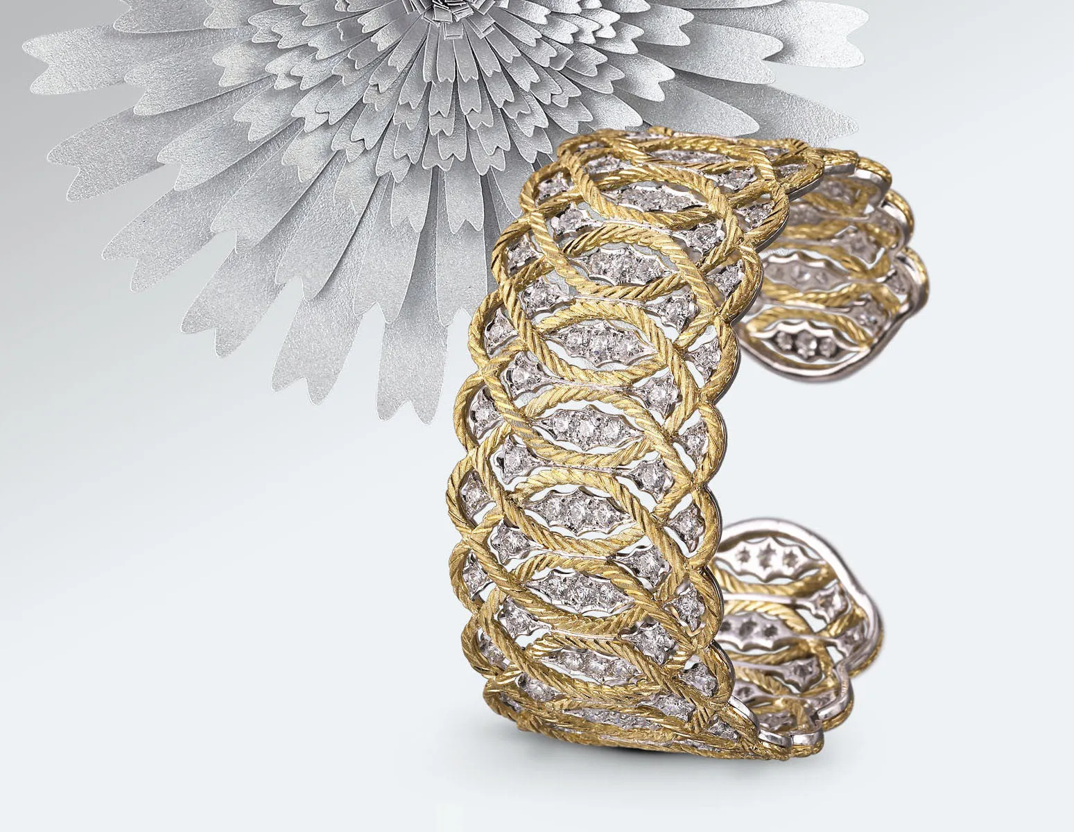 Buccellati - Etoilee - Cuff Bracelet with Diamonds, 18k Yellow and White Gold