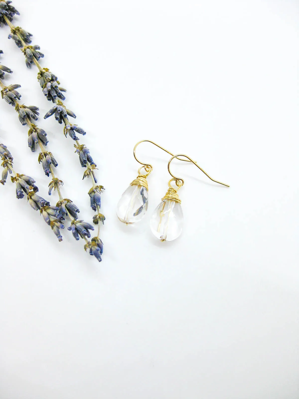 Chamomile: Quartz Earrings - e676