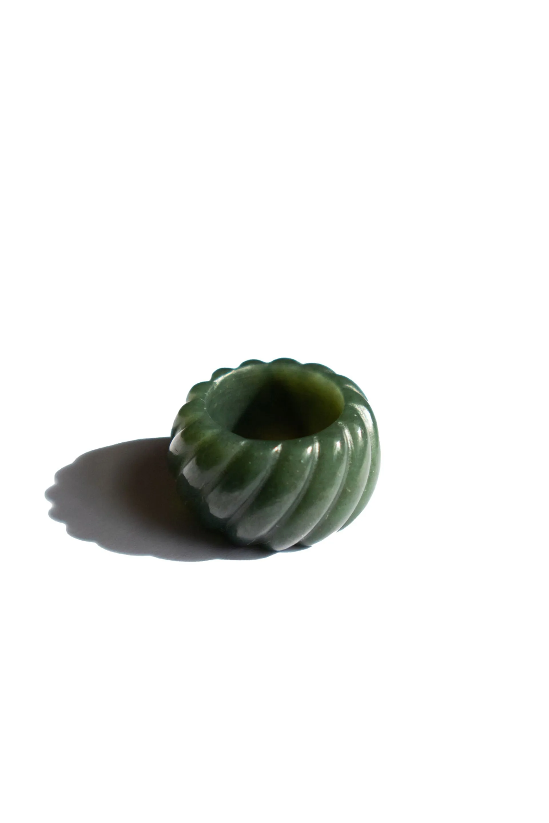 Croissant — Green jade twist ring