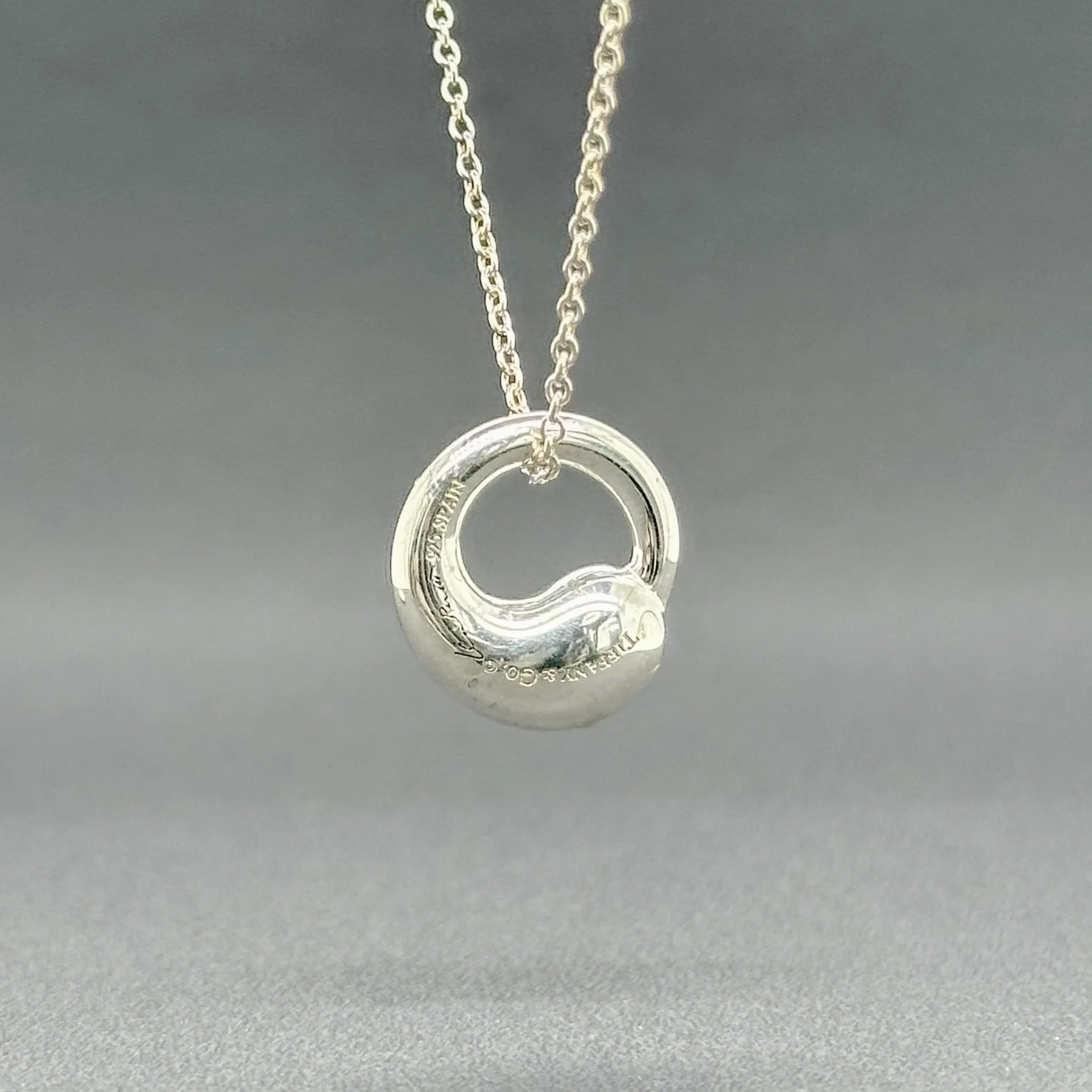 Estate Tiffany & Co. Peretti SS Eternal Circle Pendant