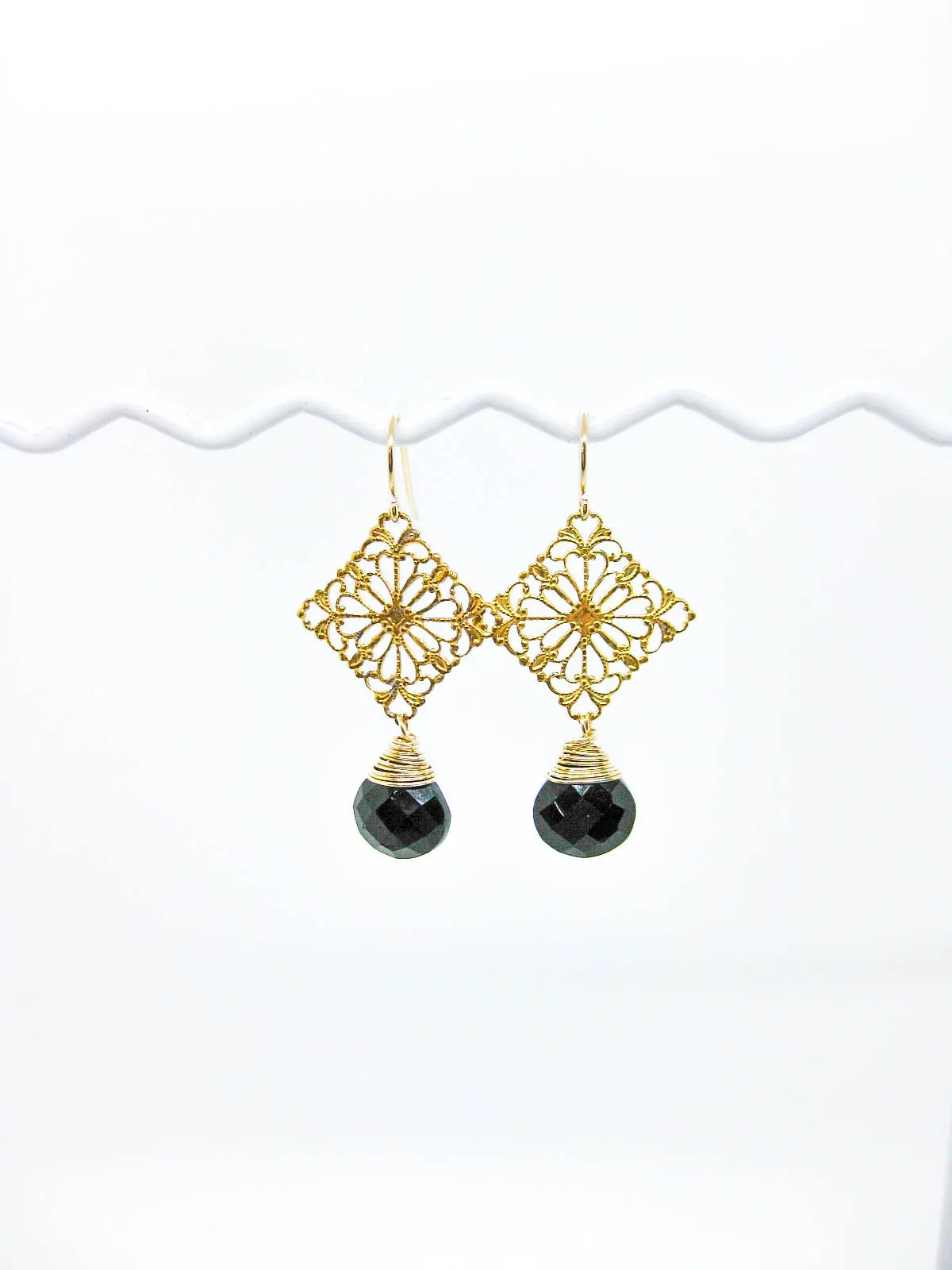 Lotus: Onyx Earrings - e711