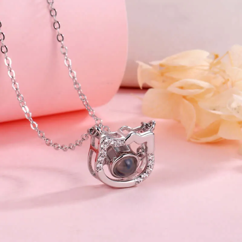 Lovely Kitty Cat Projection Necklace with Picture Inside