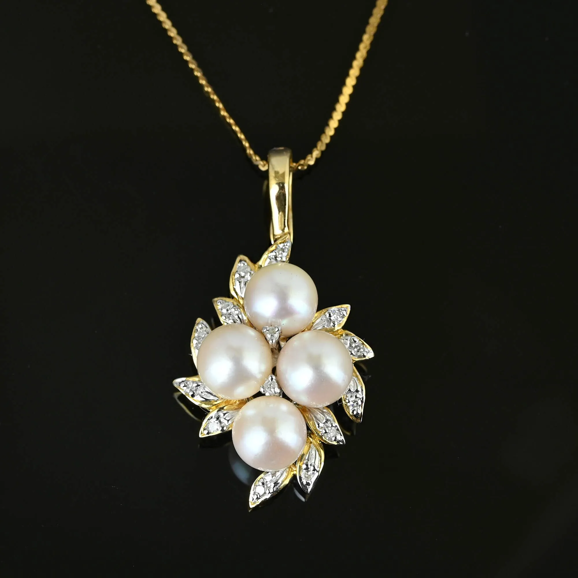 Pearl Cluster Diamond Leaf Pendant Necklace in 14k Gold