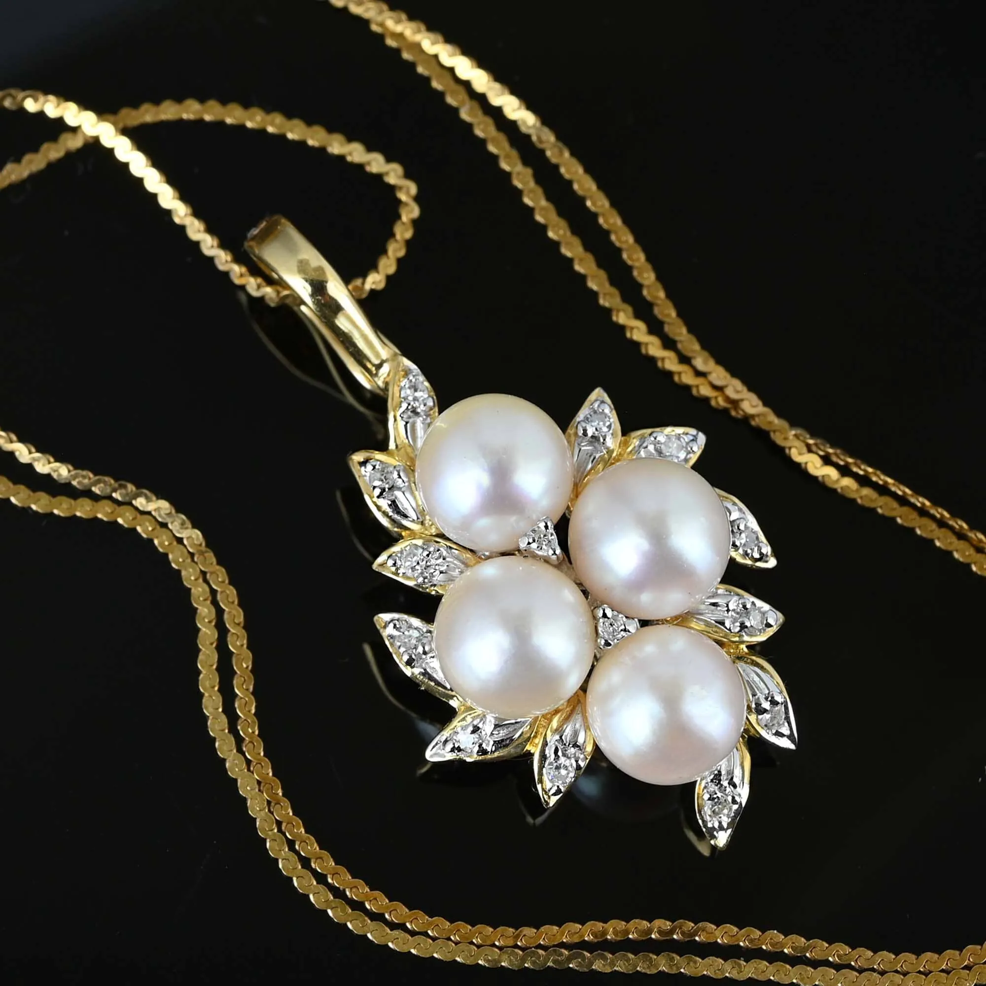 Pearl Cluster Diamond Leaf Pendant Necklace in 14k Gold