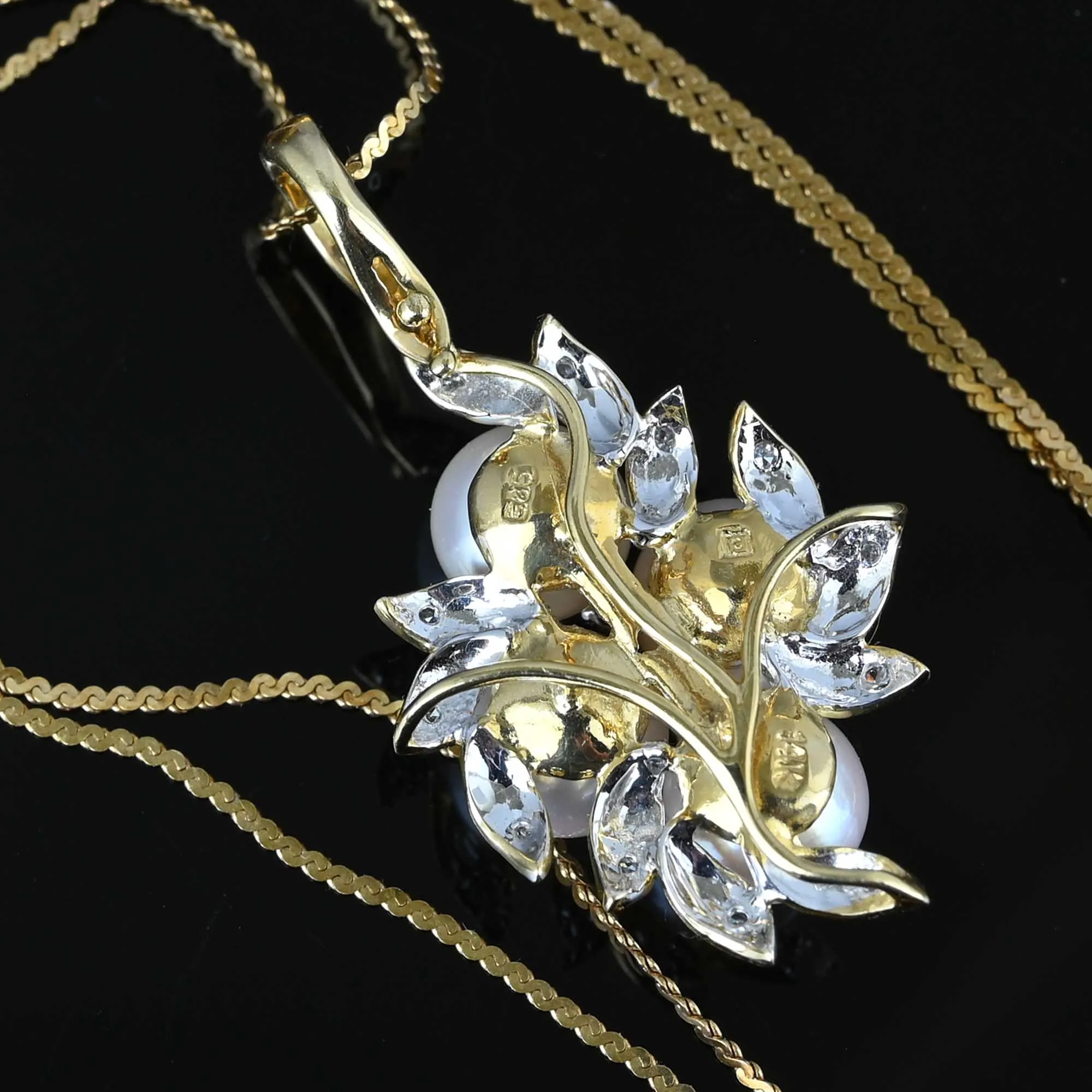 Pearl Cluster Diamond Leaf Pendant Necklace in 14k Gold