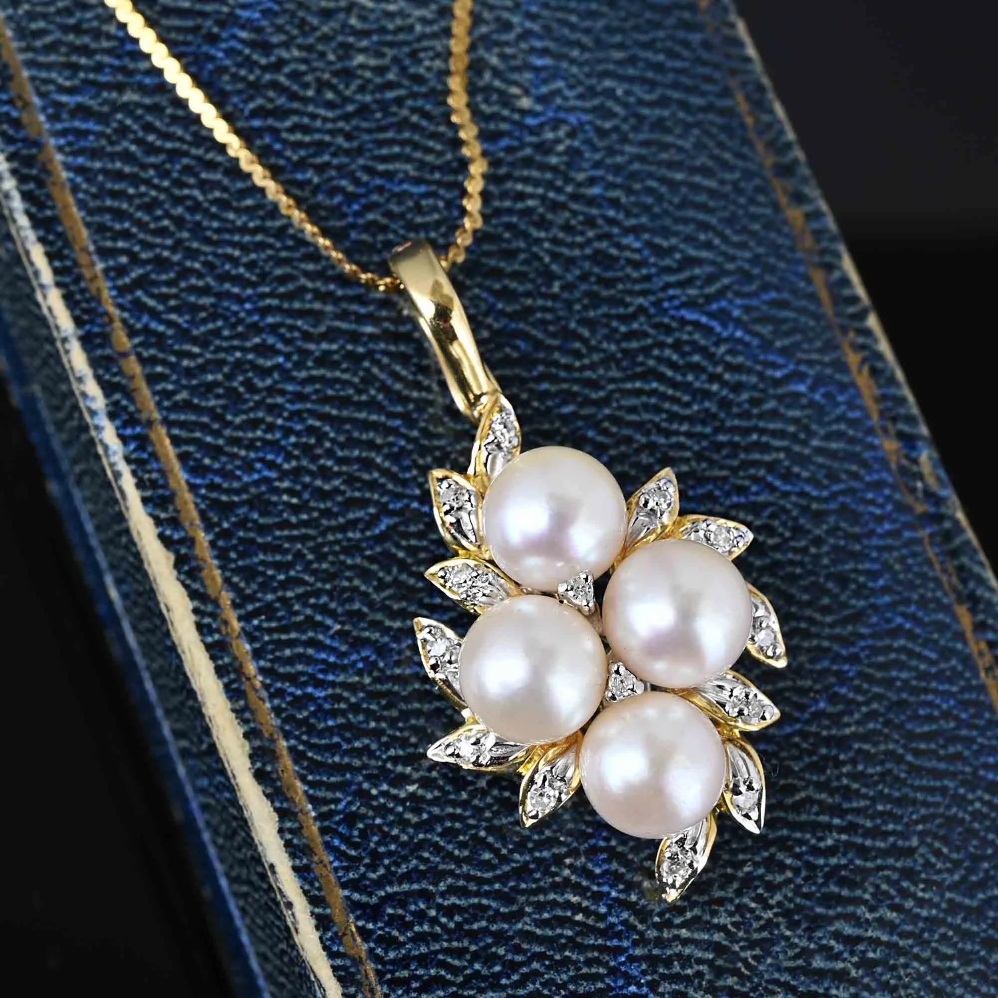 Pearl Cluster Diamond Leaf Pendant Necklace in 14k Gold