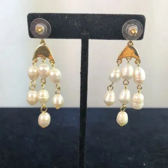 Pearl Dangle Earrings