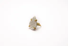 Teardrop Porcelain Ring. Goldplated