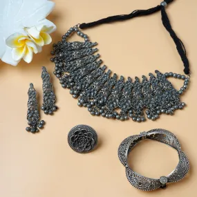 Teejh Jaaben Silver Oxidised Jewelry Gift Set