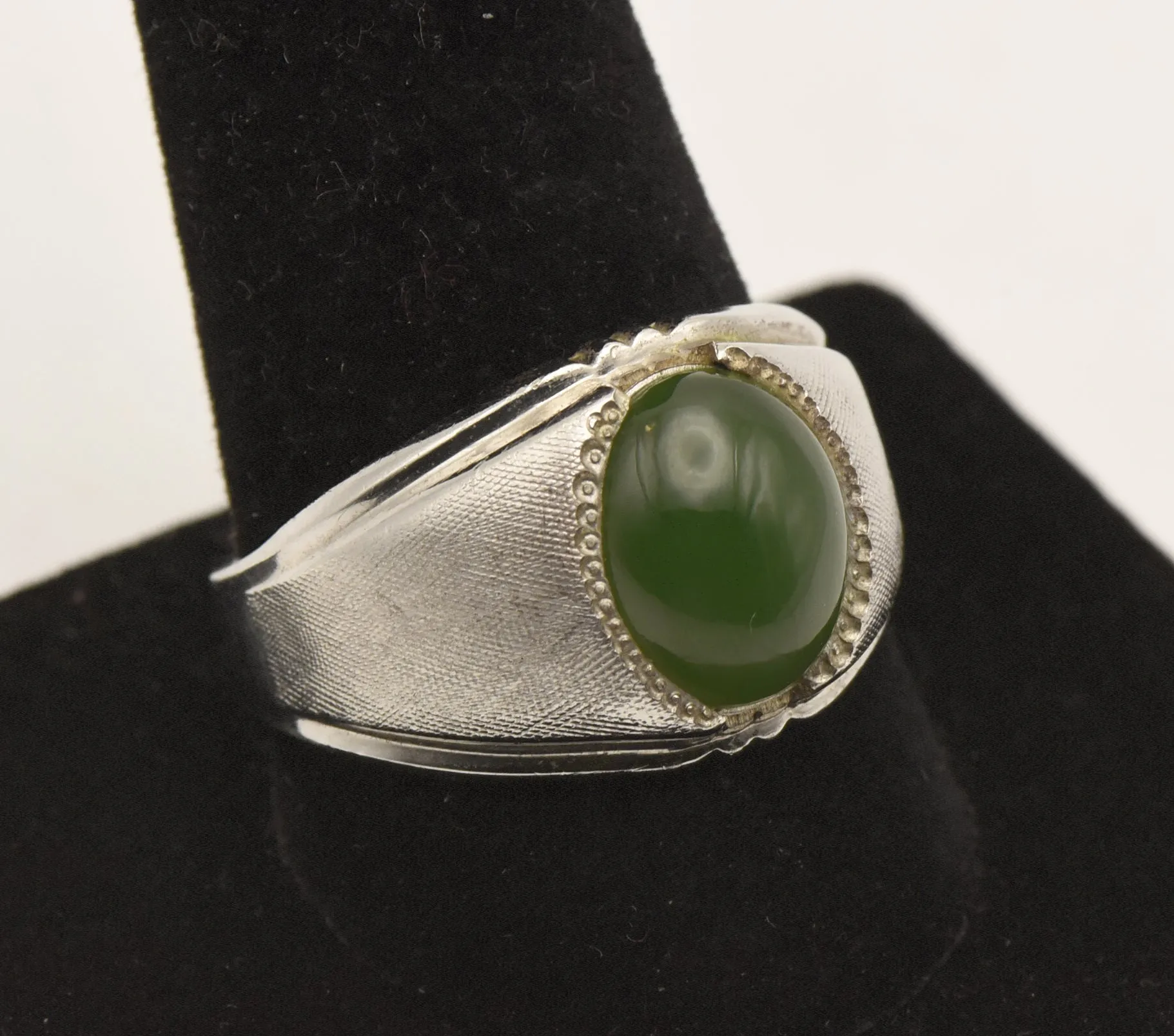 Vintage Jade Sterling Silver Ring - Size 11.25