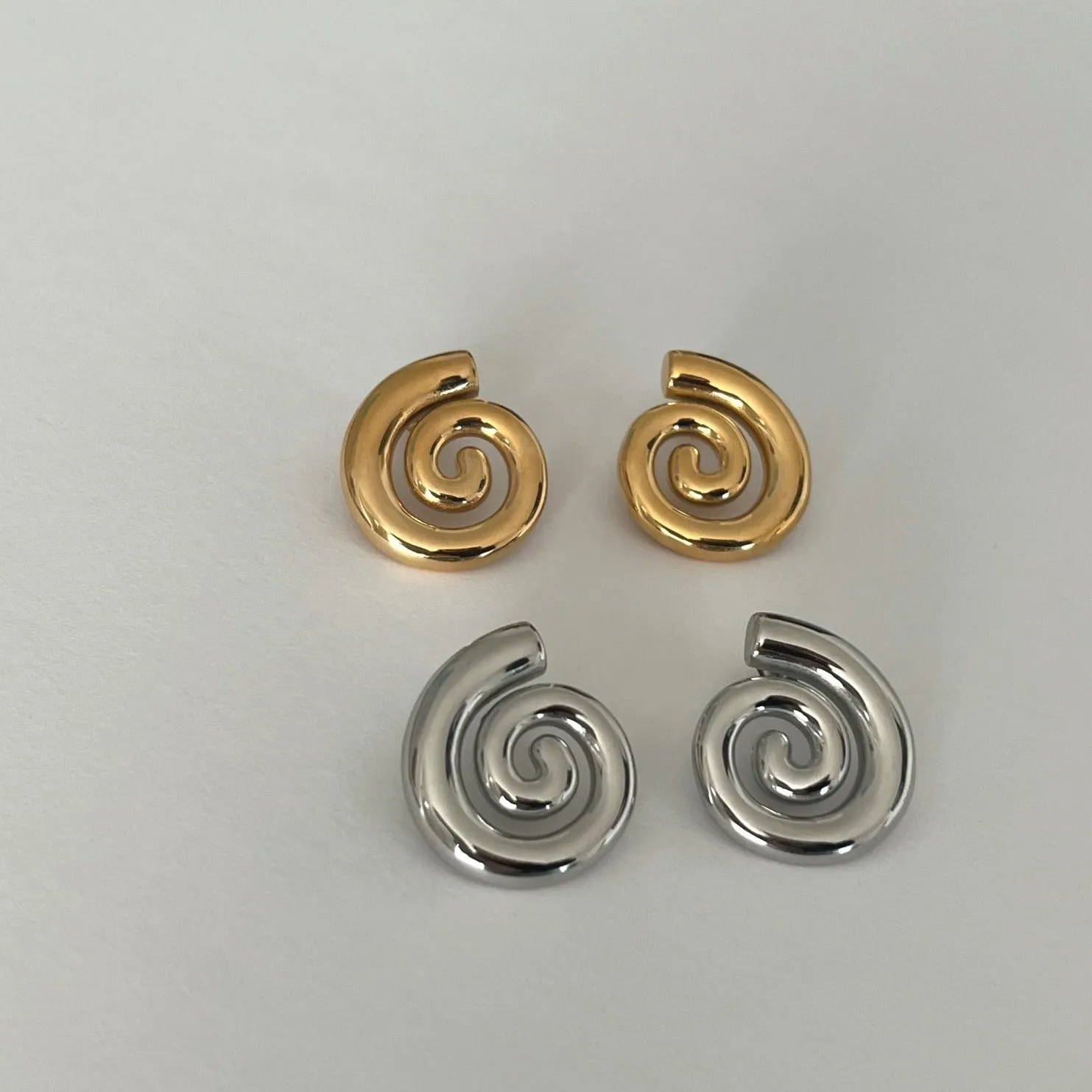 Whorl Earrings